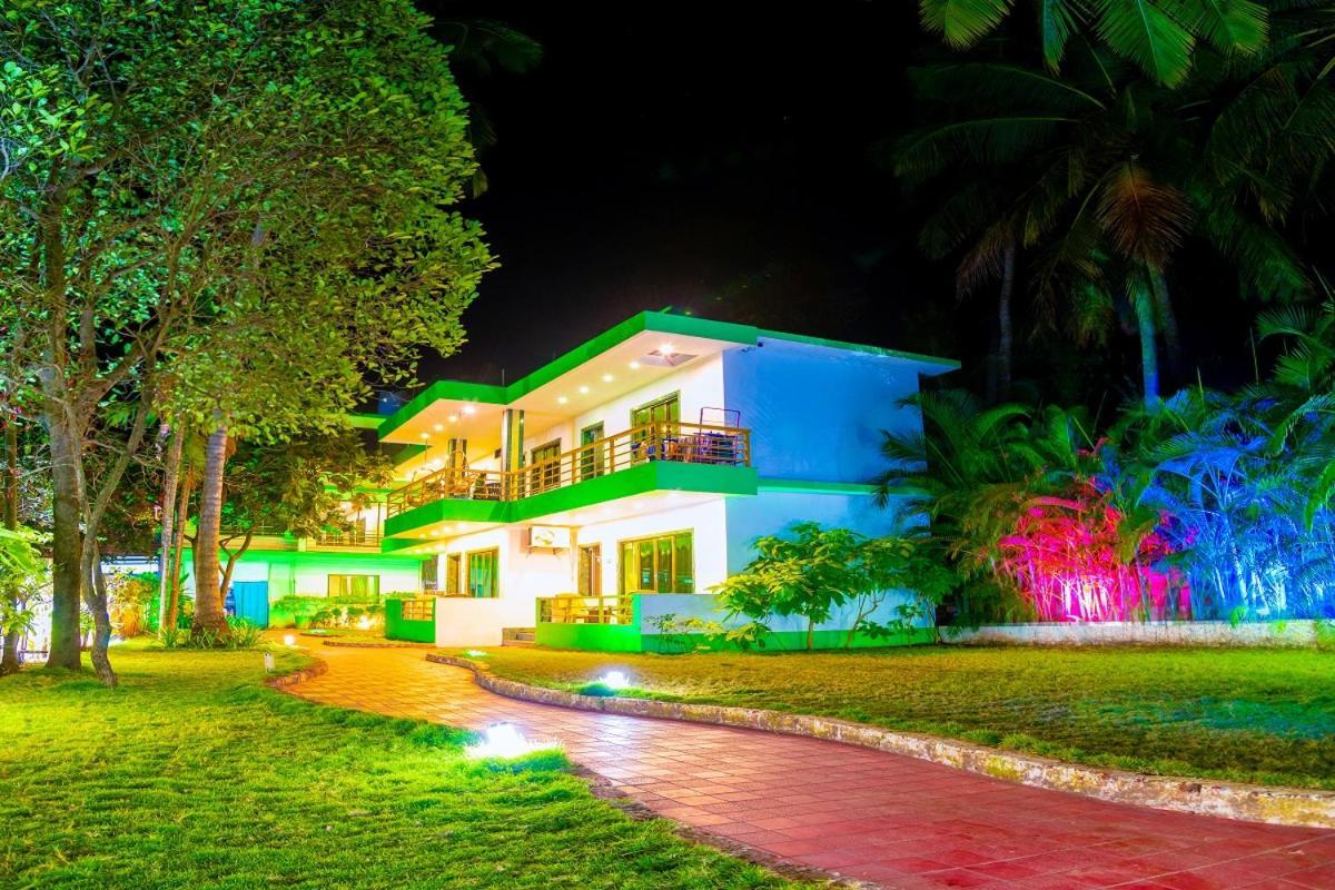 Kinara Resort Mālvan Extérieur photo
